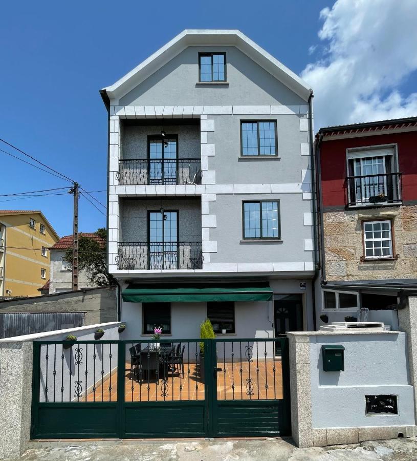 Apartamentos A Illa Redondela Exteriör bild